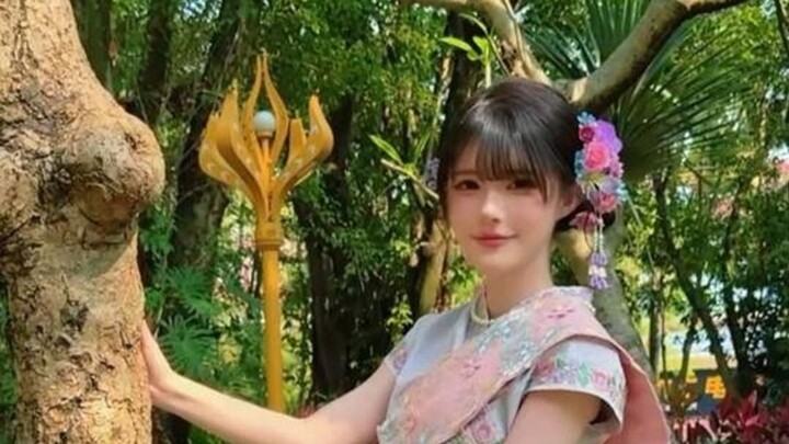 Lễ hội Té nước mà có người té cả nước nóng!!