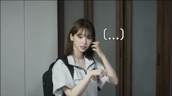 Phản ứng của Liu Zhimin khi thấy ảnh của mình bị xé rách 😂 Haha thật là buồn cười quá đi