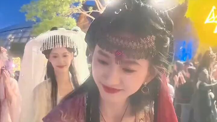 欢乐谷真好玩呀