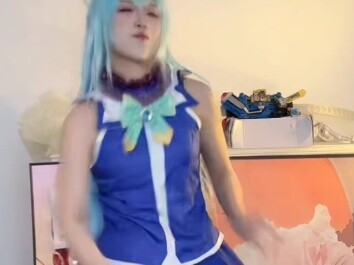 Zhi Geng Wang performs a safety demonstration, stepping on Big Brother several times