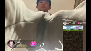 190黑皮体育生真好骗，线下给可乐送头饰大炮，吓死了...