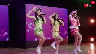JKT48 - pencuri cinta pertama ( 初恋の泥棒 Hatsukoi no dorobō )