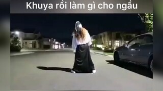 Khuya rồi làm gì cho ngầu