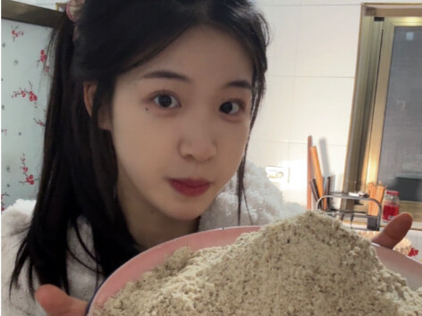 Những người Sơn Tây đang ở xa quê có phải rất nhớ bát mì xào dầu nóng hổi ở nhà không?