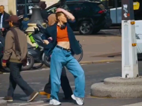 Dancing the “Impossible” on the streets of Paris! Dancer Kateryna Byednenko covers the routine—what 