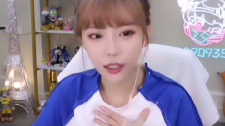 【โจวซู่อี】เมื่อนางพี่โจวได้รับกล่องลึกลับมา แรงปรารถนาเอาชีวิตรอดของเธอกำลังรุนแรงแค่ไหน?