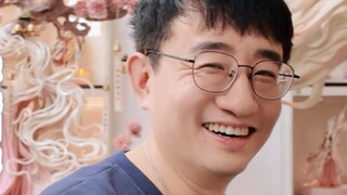 Tôi là Chu Nghi, thợ làm bánh. Chúng ta hãy cùng tìm hiểu nhau nhé.
