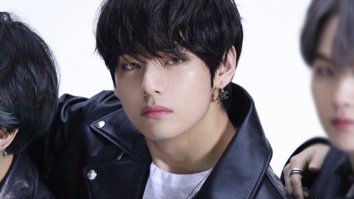 Tidak ada satu pun bidikan yang bisa lolos dari pandangannya.