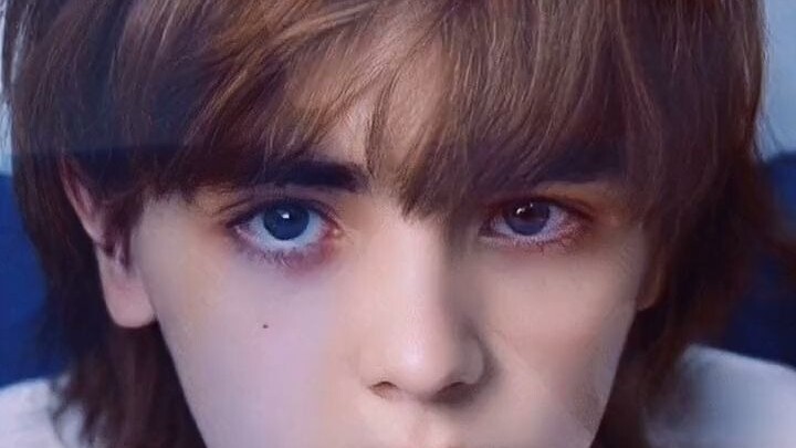 He said he won't debut! Such a gentle boy, his parents must be very good-looking!