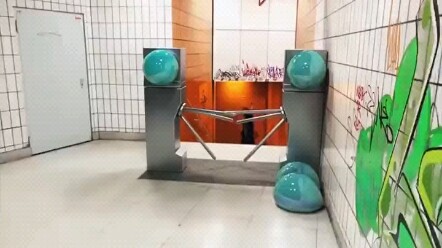 Pernahkah kamu melihat subway New York pada pukul empat pagi?