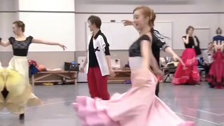 【Takarazuka｜Jiko】How can you not be happy doing what you love?