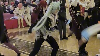 نكات رقص عفوية تأتي مع الشعر الطويل السحري لشجرة يوميومي