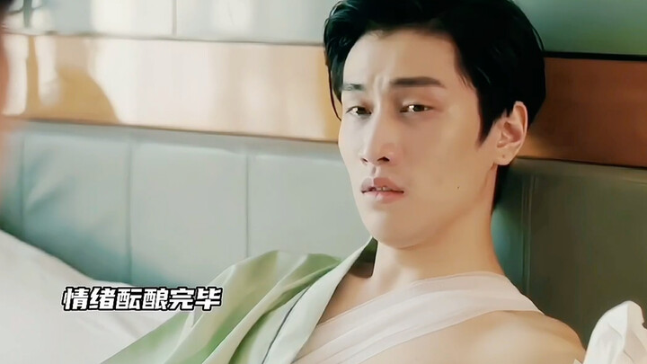 How Over-the-Top Is Vegas? It Actually Has Two Different Faces!