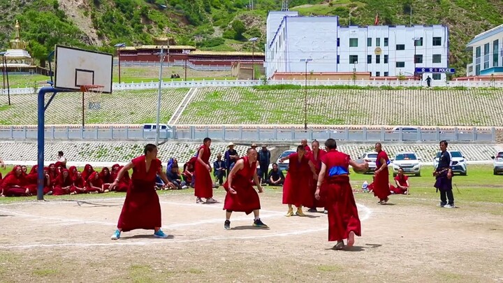 In basketball, under the influence of Buddhism, does fake moves count as breaking the rules?