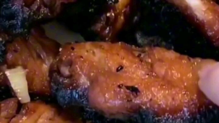 Sayap ayam: Tak pernah menyangka suatu hari nanti aku akan menjadi papan reflektor