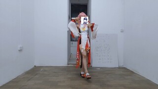 Does anyone really want to watch Miss Fox dance?