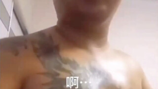 这条龙纹在你身上受委屈了
