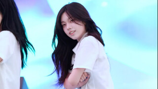 在hanni生日的前一天跳上了心心念念的嗨男🥺🙌🏻在此非常感谢一个好心的陌生摄影师用这么专业的设备给我拍了这么好的直拍😭