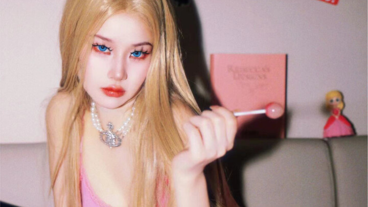 Barbie xuất chinh!