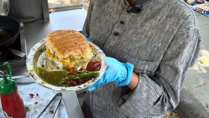 The beautiful boss makes vada pav, paired with an Amul Family Bucket!