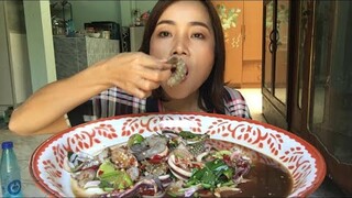 ยำทะเลเเตก เผ็ดๆ ม๊ะมาหน่วนนำกันจ้า|กินเเซ่บเเบบลัย
