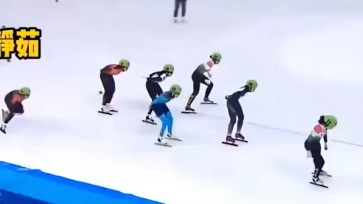طريقة "الأرنب" للمنتخب الصيني في مسابقة التزلج على الجليد