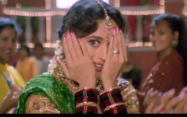 [HD Classic] Bollywood Dance Goddess Madhuri's Channe Ke Khet Mein