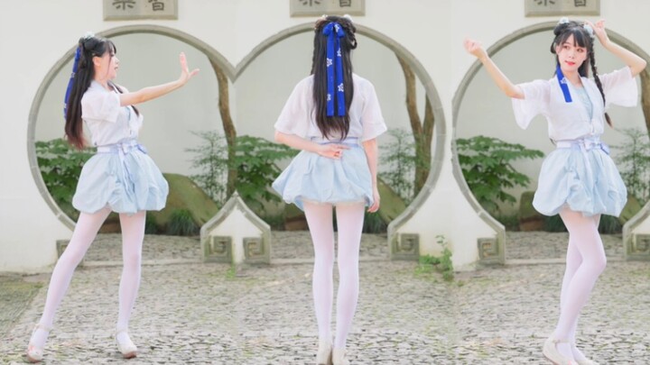 Peeking at my junior female martial arts sister dancing~ Ultra-close-up. Vertical-screen Cloud Dress