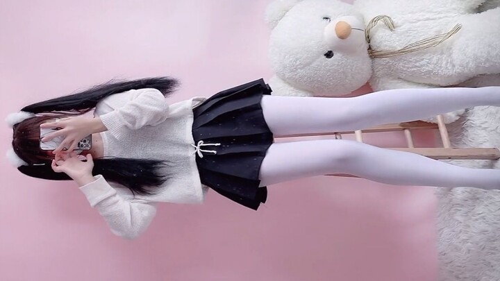 #Kem#Vải trắng Nếu người yêu cũ bất ngờ ôm lấy bạn, bạn chỉ được nói đúng ba chữ, bạn sẽ nói gì?