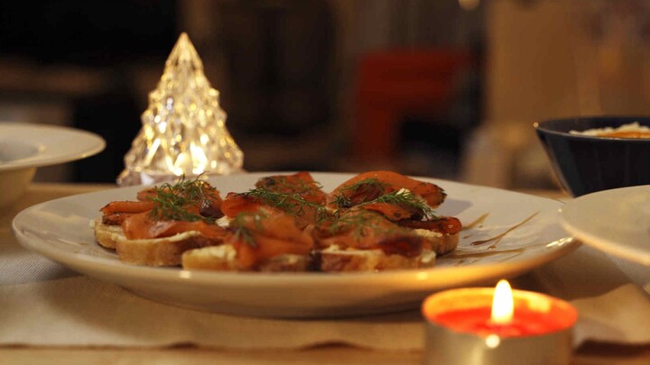 “Ăn chực là có lý” Tập 11: Mùa đông Thụy Điển – Bàn ăn Hạnh Phúc! Mùa Đông Vui Vẻ!