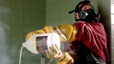 Jesse dissolves his bathtub (and a body) | Breaking Bad Season 1 | CLIP