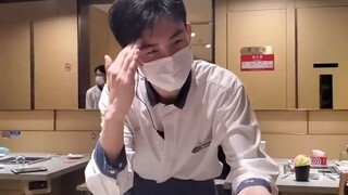 有人问这个小哥哥一天跳四五十场，为什么还能跳出娇羞感？因为所有的色狼都是陌生的 海底捞科目三！#帅哥合集#元梦之星#游戏推荐