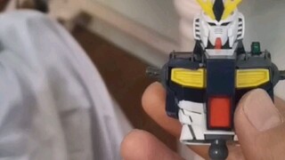 When you have completed the upper body of the Gundam, share it with your girlfriend...