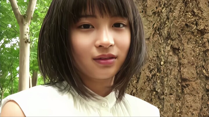 Suzu Hirose
