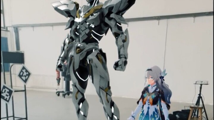 【อนิเมะ Honkai】ในชีวิตจริง ซัมและหลิวอิงสูงแค่ไหน