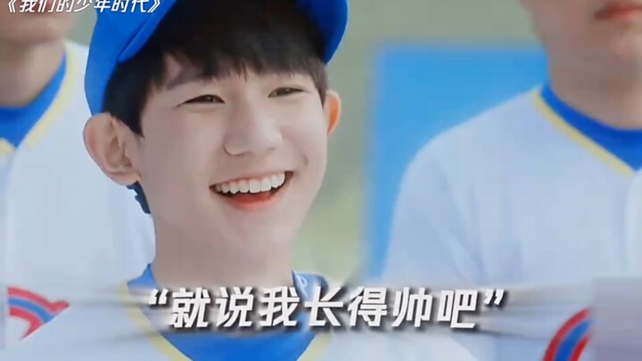 Wang Yuan: Ibu saya bilang saya tampan sekali~  Xue Zhiqian: Ibumu bohong sama kamu~ (Dulu kok bisa 
