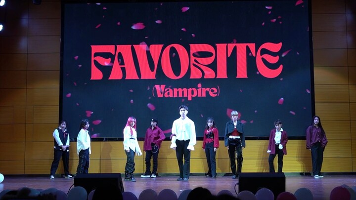 Someone at school did a cover dance of “Favorite”! Even the intro and the dance break are perfectly 
