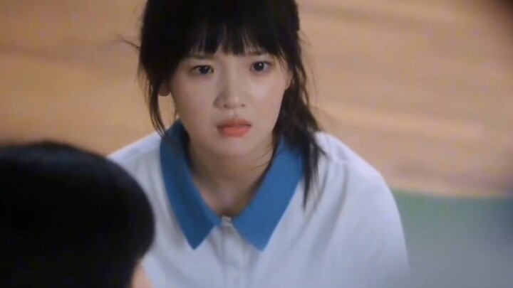 You’re making Rang Rang jealous… #WhenIBurstIntoYourArms #SuZaizaiZhangLurang