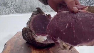 Makanan hangat di hari dingin
