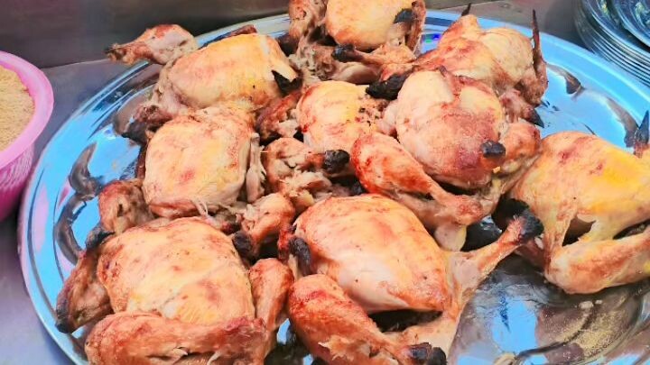 The Pakistan Lahore famous chicken Sajji lounchad in Mailsi City Opening shorts