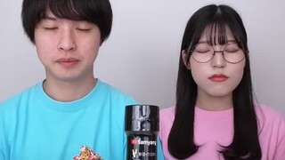 Cười giải tỏa căng thẳng, bạn vui thì tôi cũng vui.