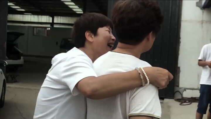 Tôi sẽ đập nát hết quả dưa hấu có giá 8 nhân dân tệ một pound cho bạn.