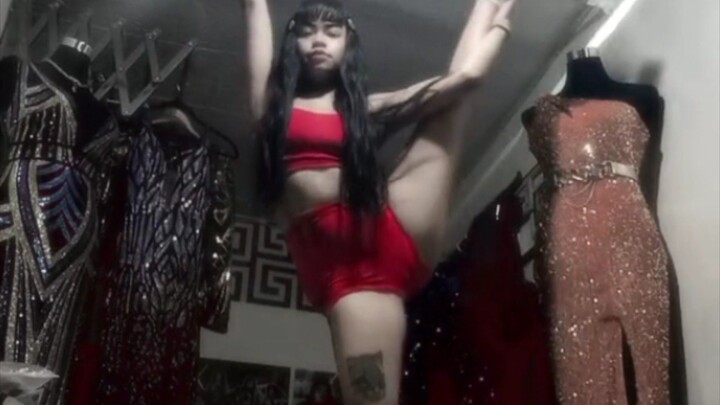 Sexy Dancing π Ganito sayawan ang mga lalaki pag gabi whahaha πππ€£π€£π
π
βοΈβοΈ