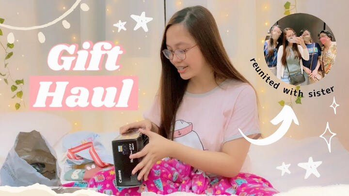 VLOGMAS: Christmas Gifts Haul + Unboxing Canon G7X Mark II ✈️📷