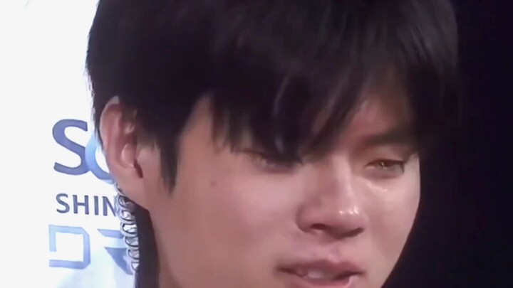 “เพื่อนที่เล่น League of Legends ช่วยตอบหน่อยว่าเสียงหัวเราะแต่ละแบบต่อไปนี้มีความหมายว่าอะไร?”