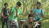 The Bat Band Indi Indonesia ( Menyesal ).wmv