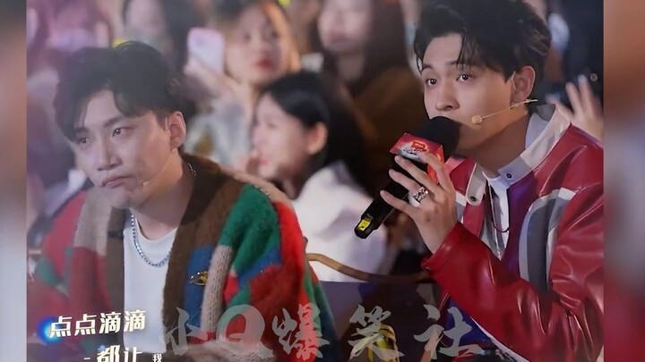 Turns out even celebrity sing-alongs can be hit-or-miss: JJ Lin’s opening note instantly turns it in