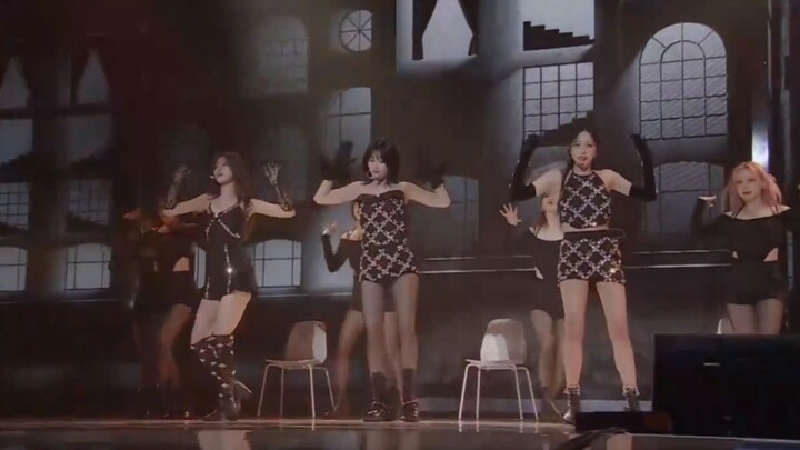 「Behind The Curtain」MISAMO JAPAN SHOWCASE “Masterpiece”