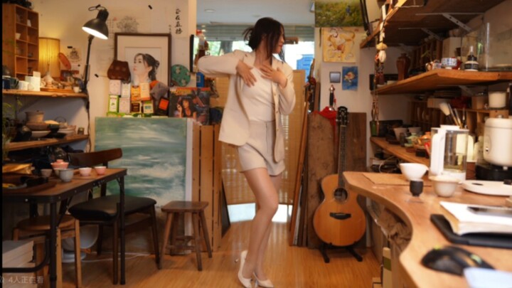 One Second in a Porcelain Shop (Korean dance cover)