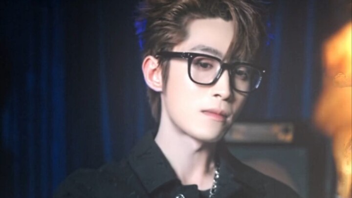 “人之所以讨厌特权 是因为特权不在自己手中”